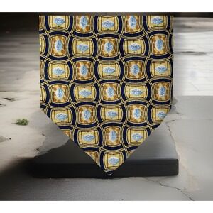 Promotional Pfizer Pharmaceuticals, 100% Silk Tie, Man Pill. Awesome